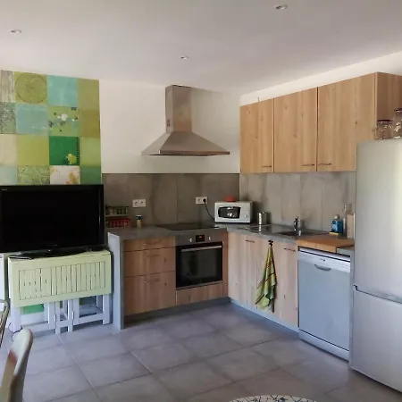 T3 En Rez De Sur Les Hauteurs D'ajaccio Ajaccio (Corsica)